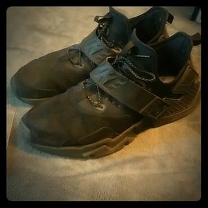 Nike huarache premium drift